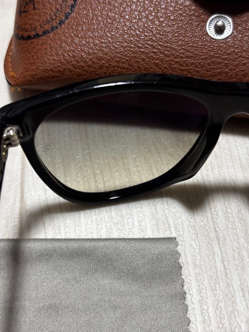 美品　Ray-Banサングラス　ウェリントン