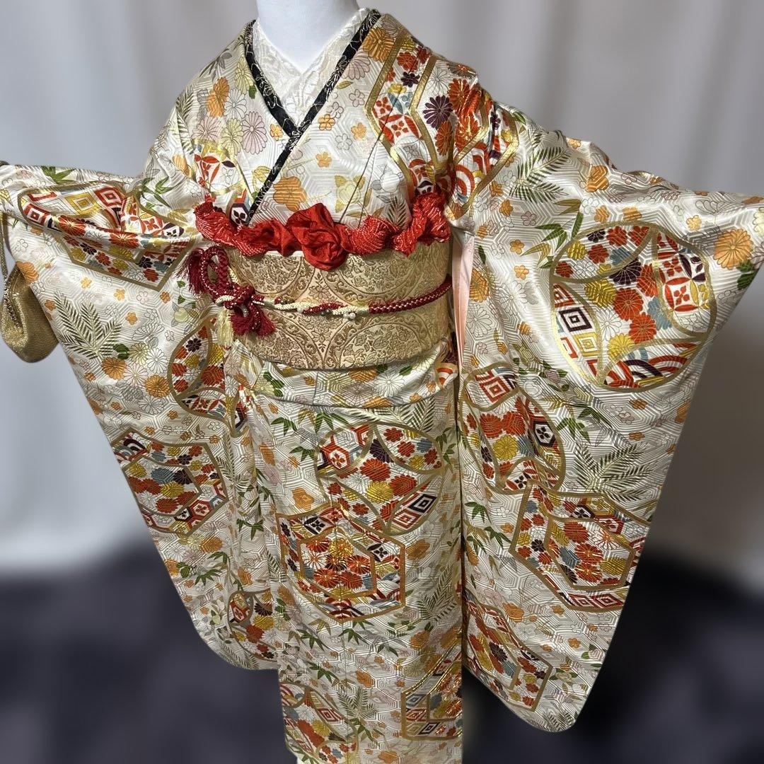古典美×上質正絹　豪華フルセット 振袖＋ビーズバッグ　駒刺繍　金糸