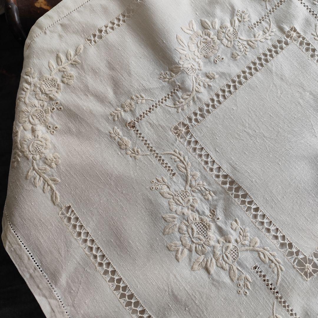 ドロンワーク　生成り刺繍　お手仕事　リネンクロス