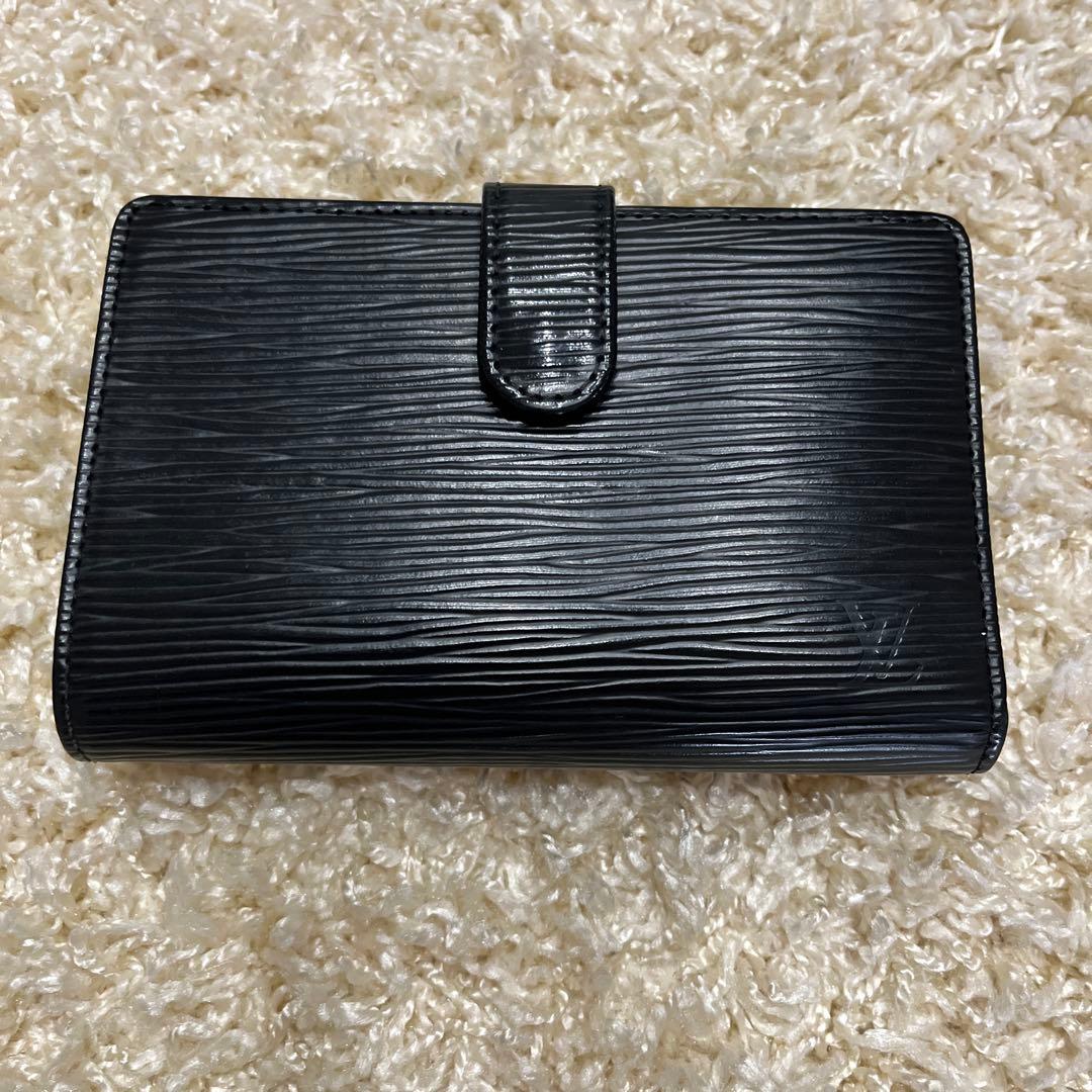 LOUIS VUITTON エピレザー 二つ折財布