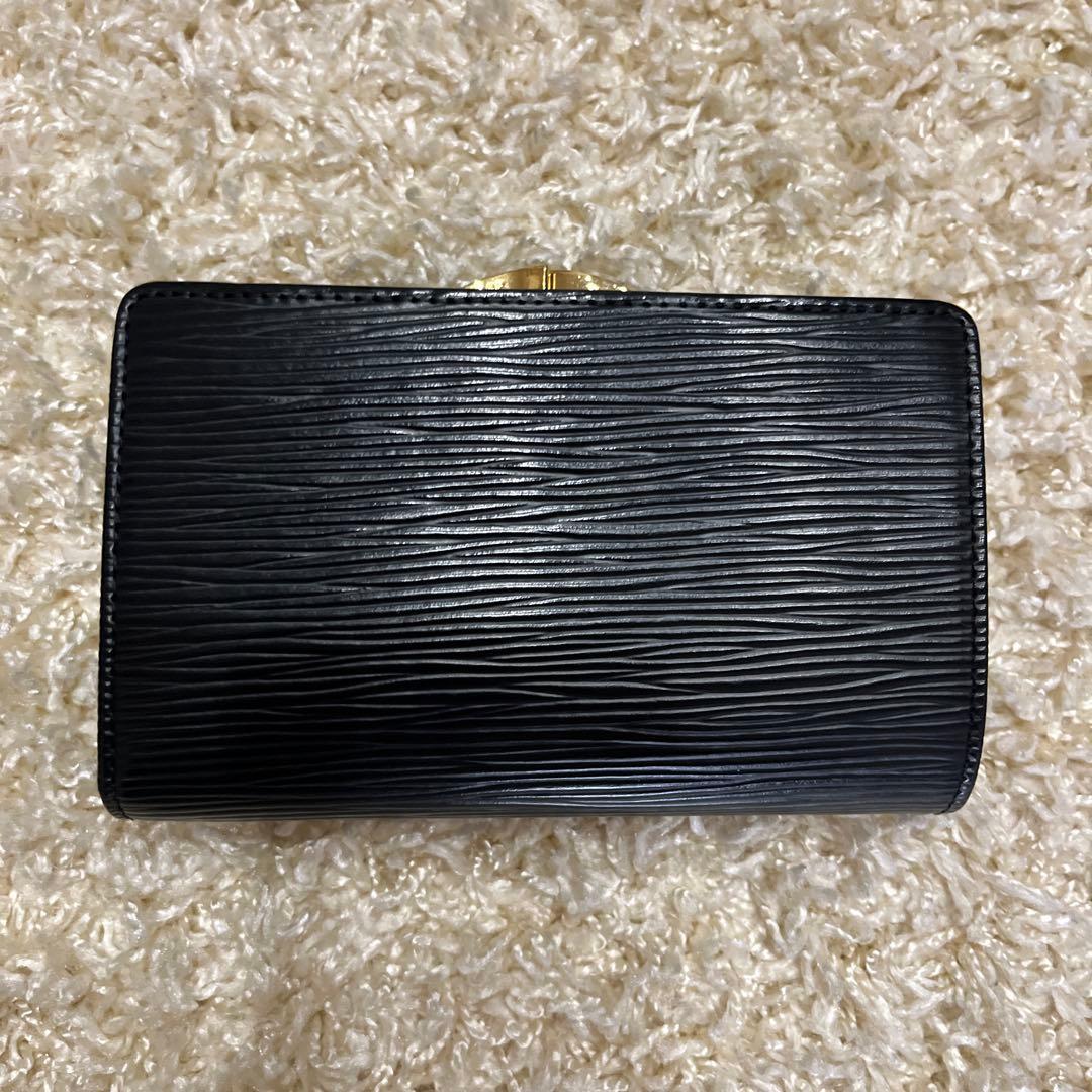 LOUIS VUITTON エピレザー 二つ折財布