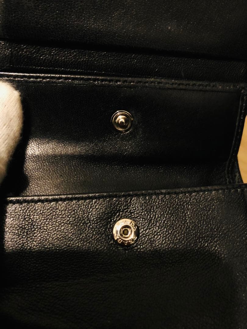 PRADA ブラック 二つ折り財布 キルティング