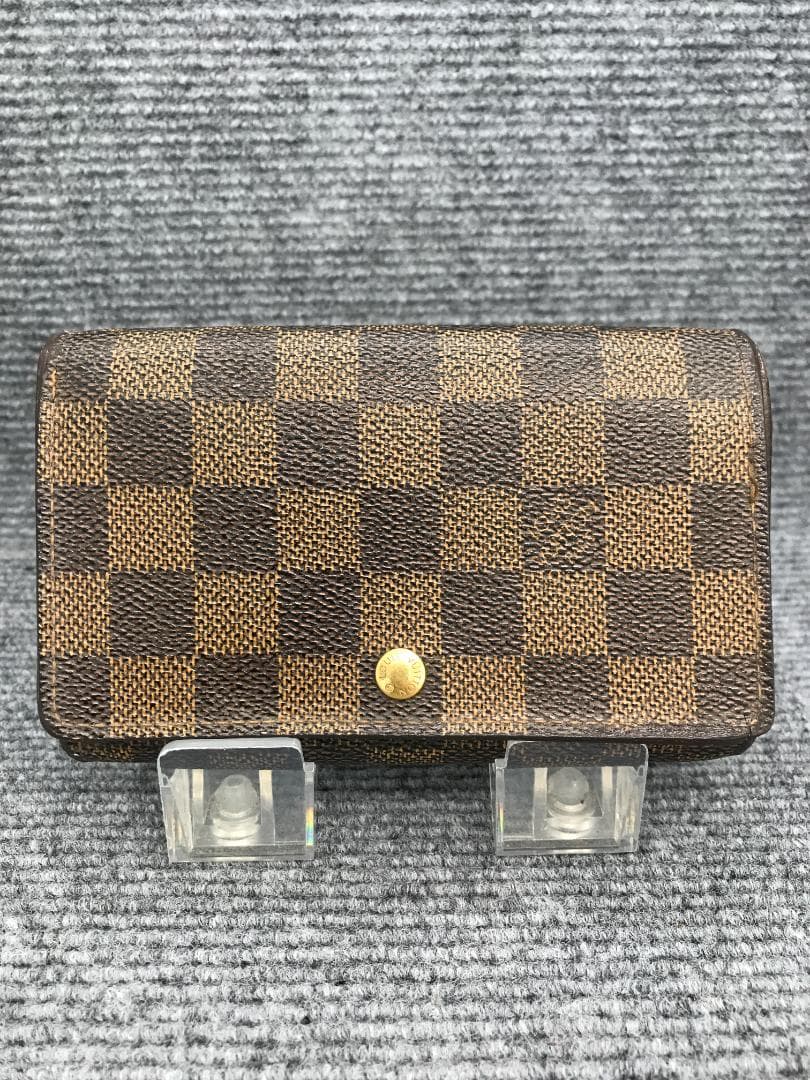 LOUIS VUITTON　二つ折り財布　ダミエ　4