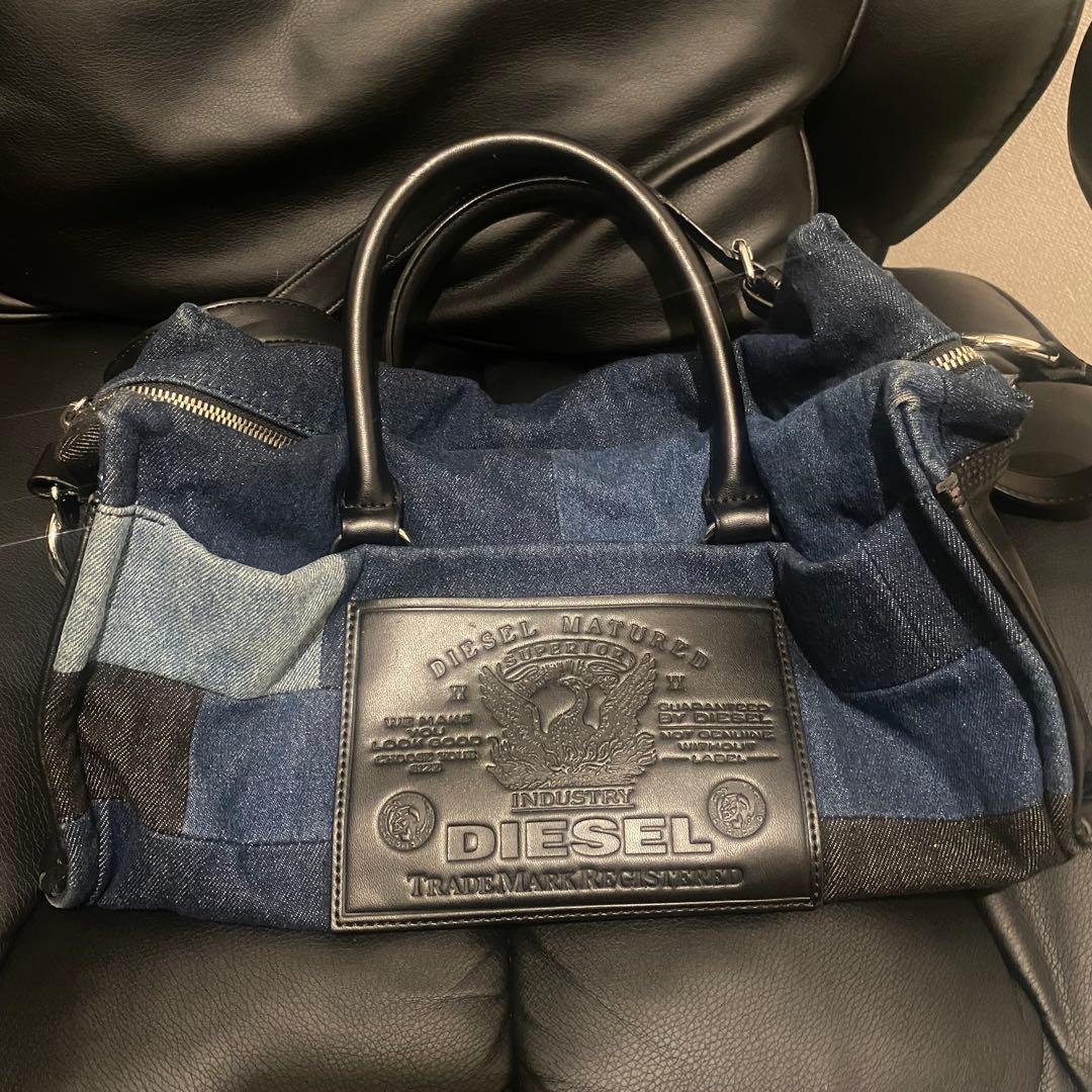 〜値下げ中〜ボストンバッグ (DIESEL)