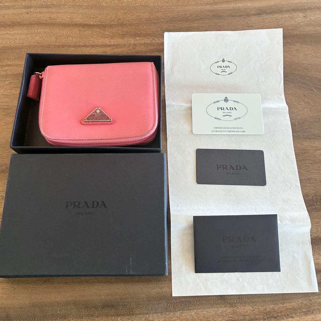 PRADA 二つ折財布　サフィアーノレザー　プラダ