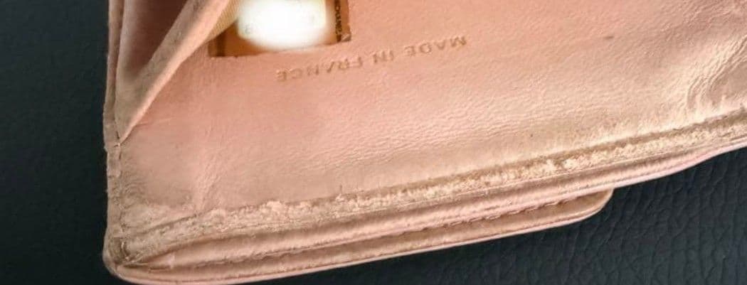 CHANEL 二つ折り財布 ココマーク ピンク
