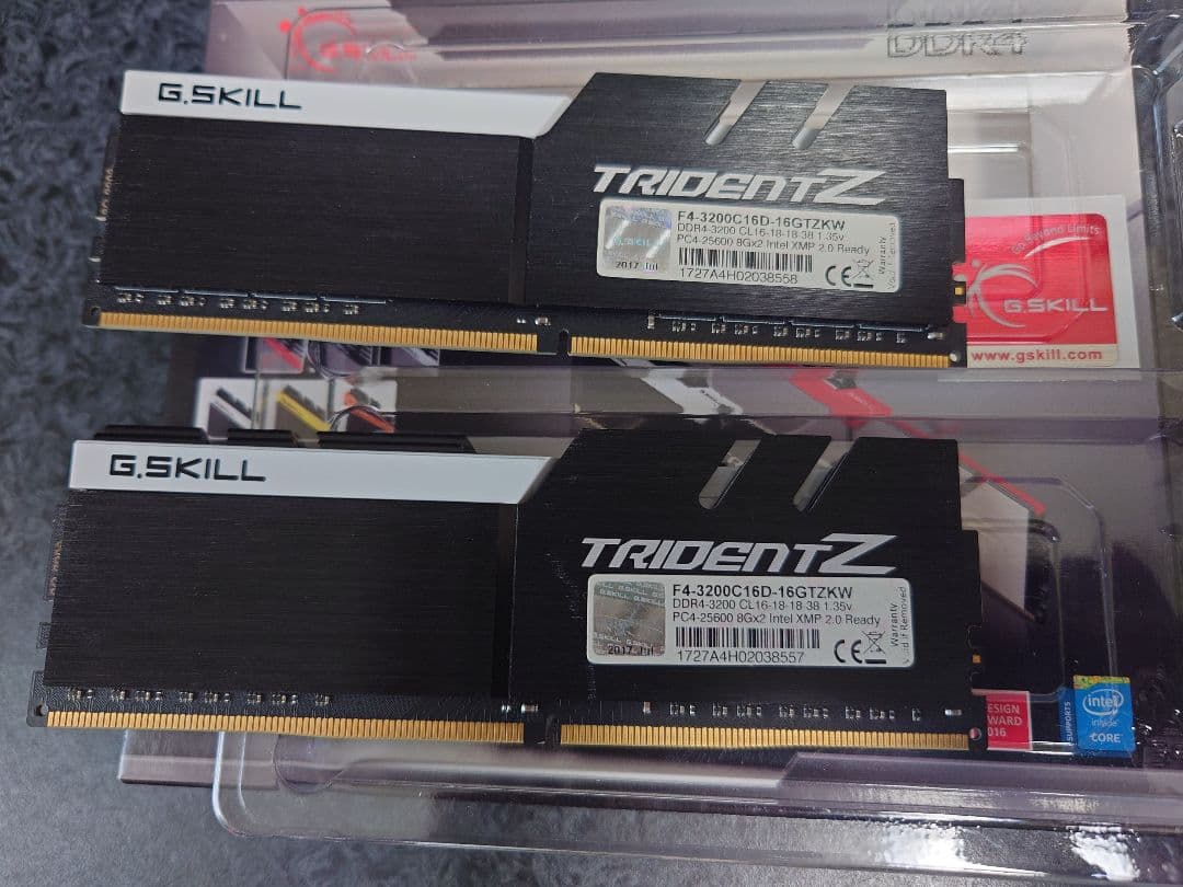 メモリー G.SKILL DDR4-3200 PC4-25600 16GB(8GBx2)