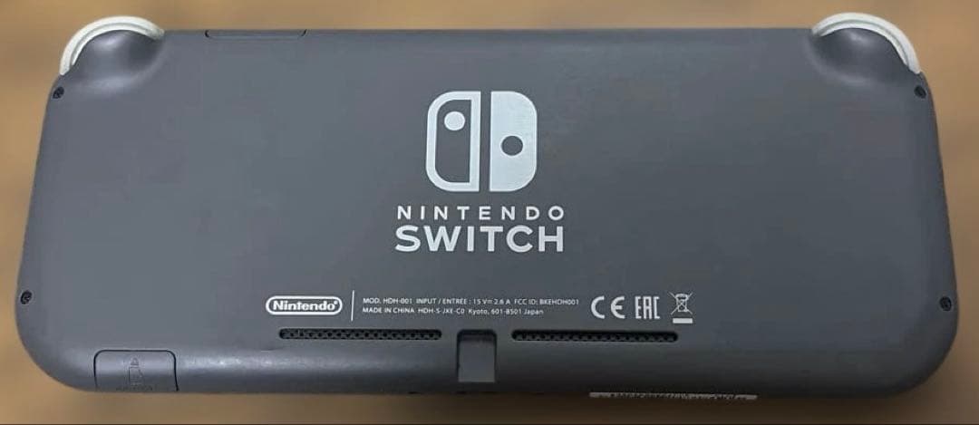 NintendoSwitchLight グレー 本体 カバー 充電器、おまけ付き