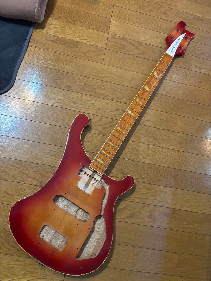 ハービーリッケンバッカータイプベースジャンク。