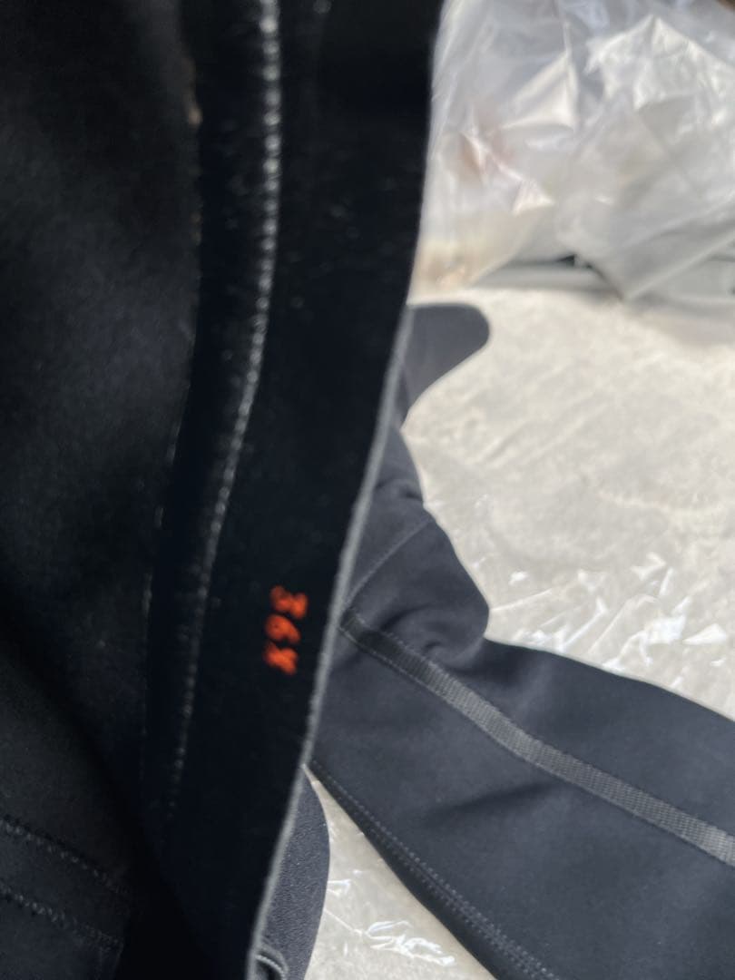 PRADA ストレッチ　ロングブーツ ヒール　ブラック　23.5