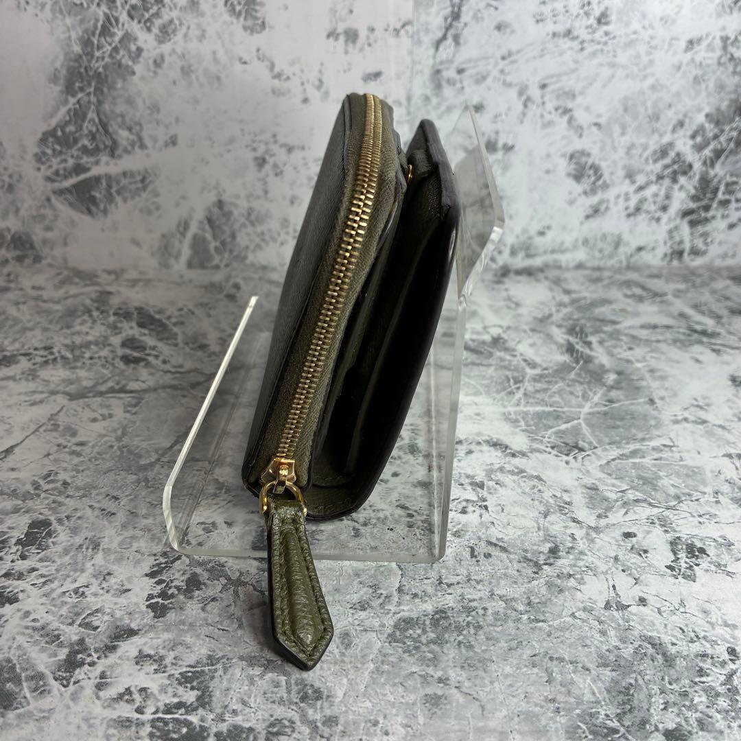 ✨FENDI✨　フェンディ　二つ折り財布　コンパクトウォレット