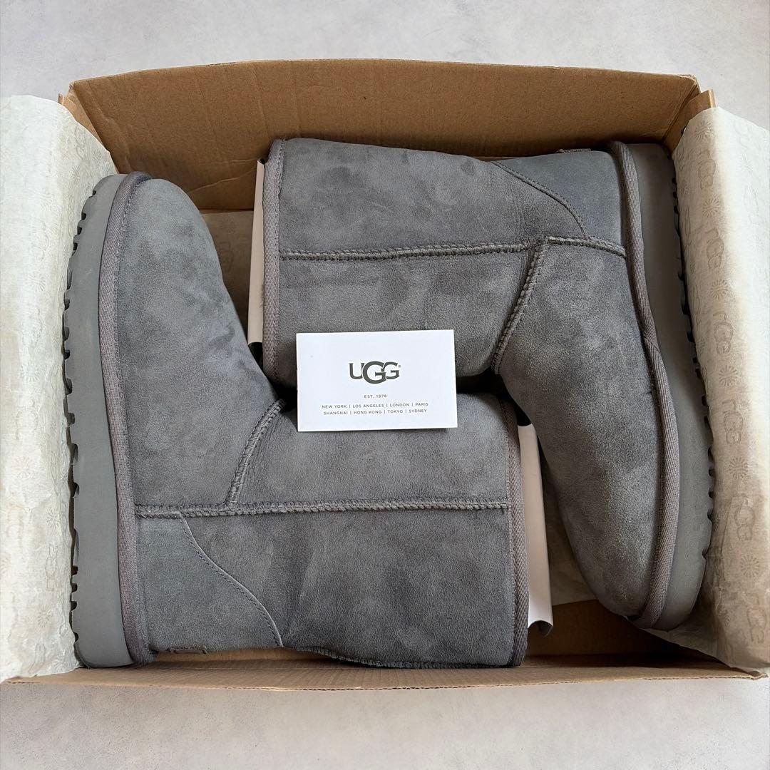 UGG W CLASSIC SHORT II グレー 25cm