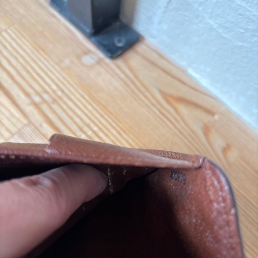 LOUIS VUITTON 財布　モノグラム　二つ折り