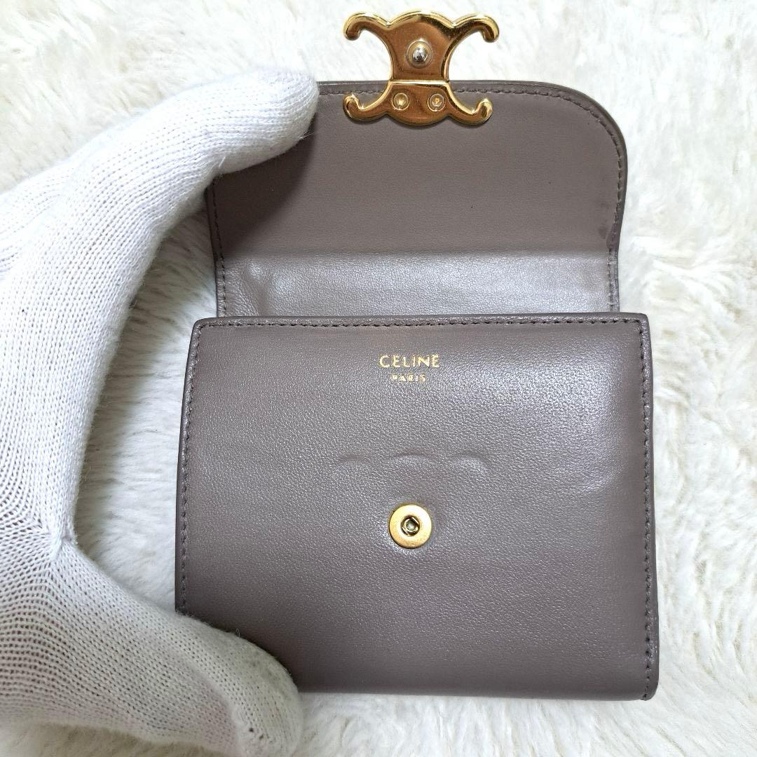 ✨極美品　付属品完備✨セリーヌ　三つ折り　シャイニー　トリオンフ　レザー　グレー