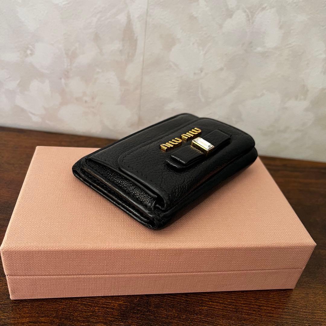 otouhu.sho miumiu マドラス リボン 三つ折り財布 黒