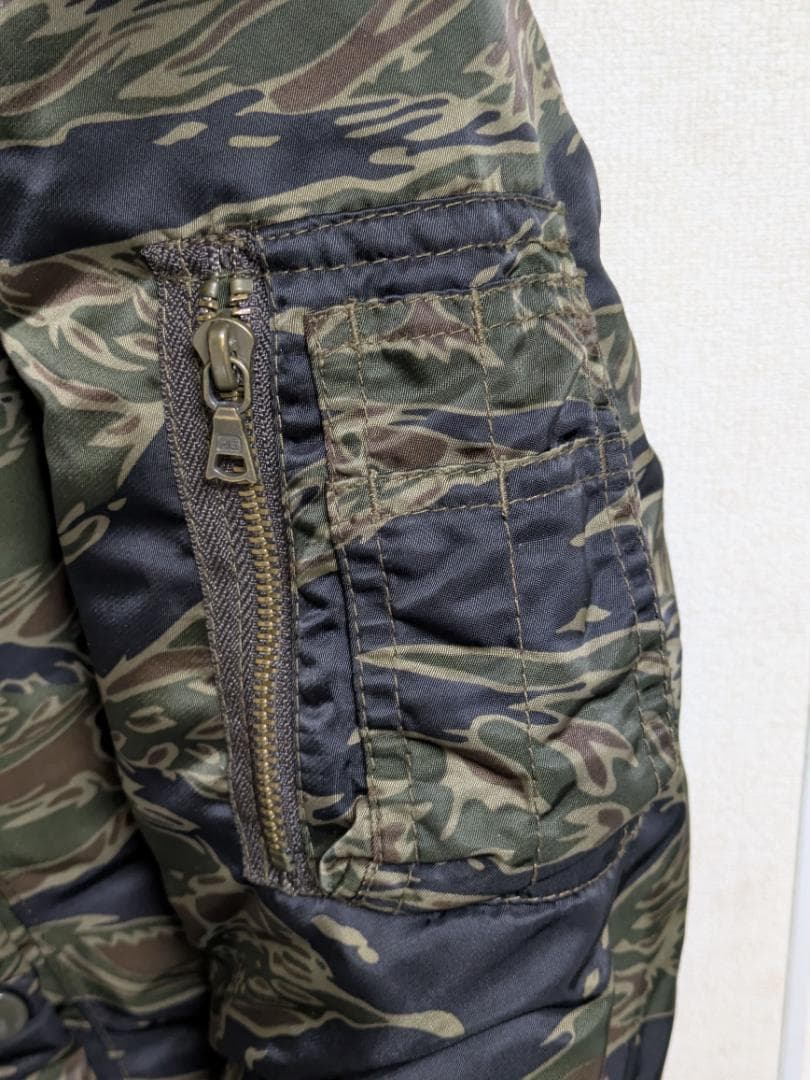 ヒステリックグラマー N-3B 刺繍ワッペン プリマロフト 迷彩 M N3B
