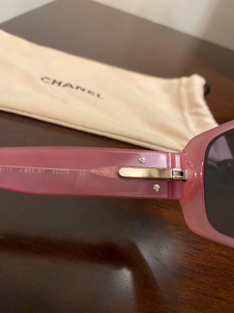 CHANEL シャネル　カメリア　ココ　マトラッセ調　サングラス