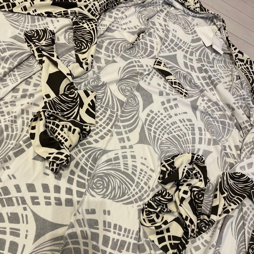 美品❤️ADORE アドーア 総柄 カシュクール ロングワンピース 膝丈38M