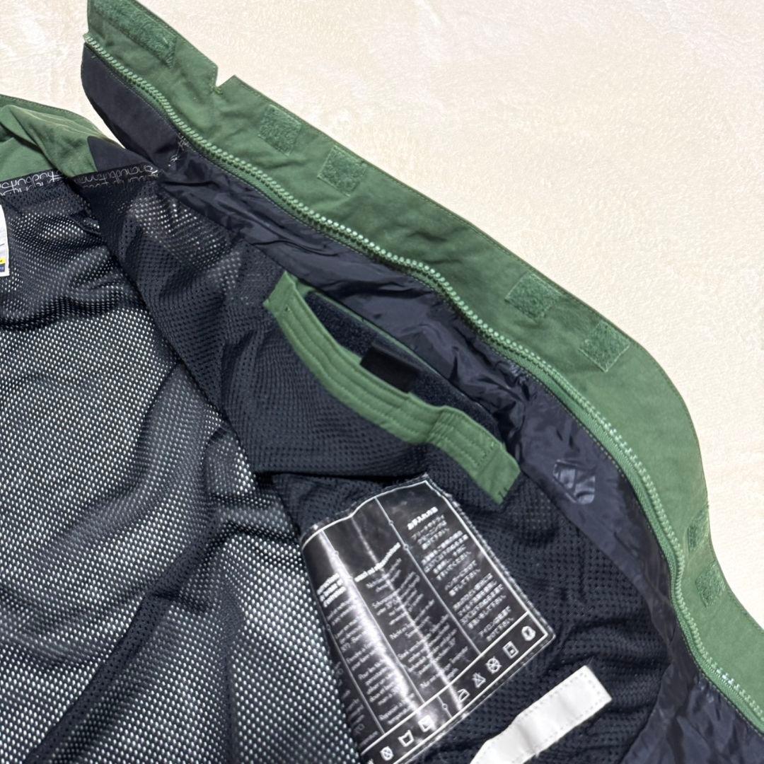BURTON スノーボードジャケット スノーウェア ハイネック