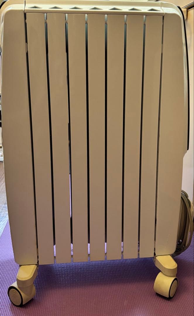 DeLonghi オイルヒーター 1200W
