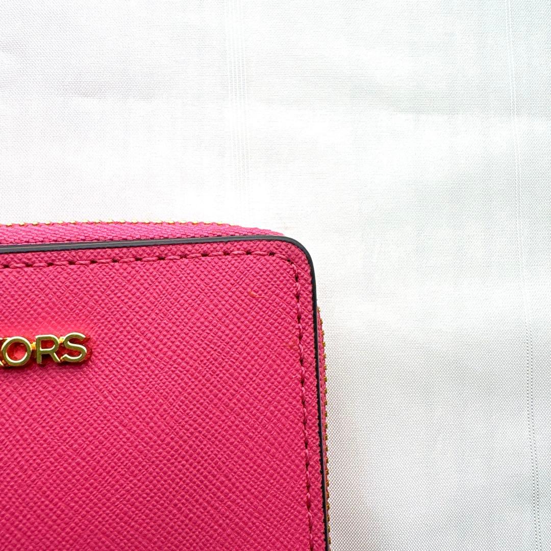 【美品】MICHAEL KORS マイケルコース 二つ折り財布 濃いピンク