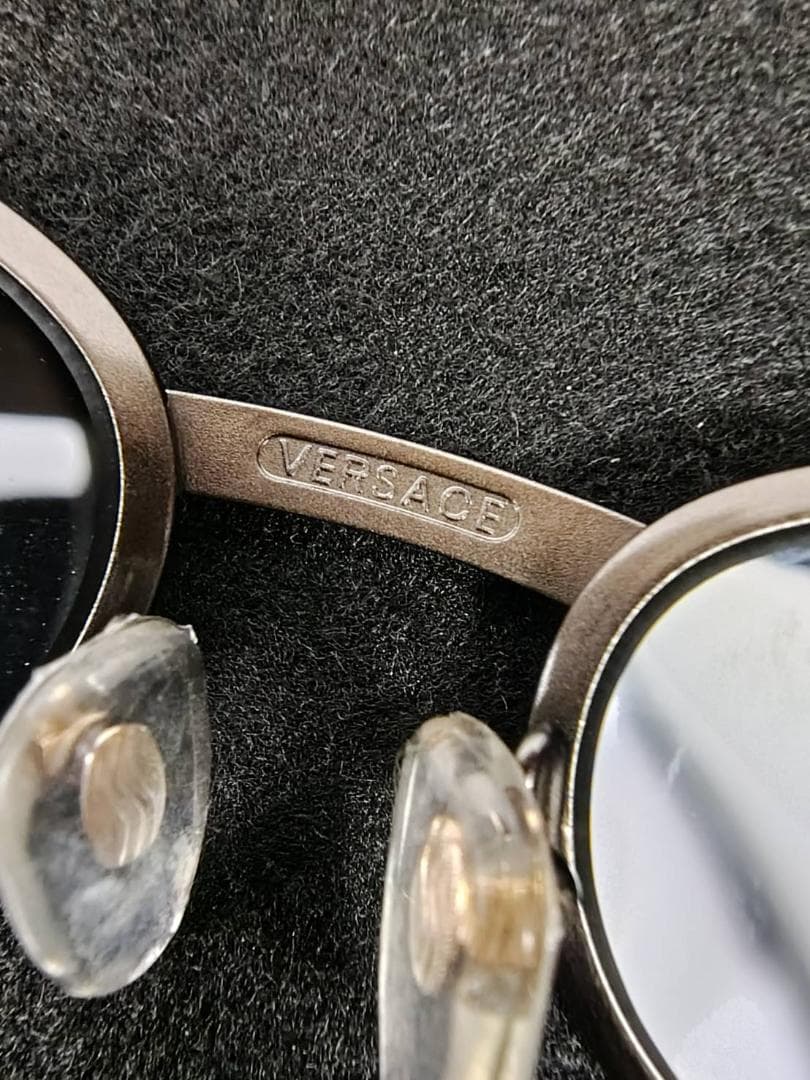 VERSACE ヴェルサーチ　サングラス