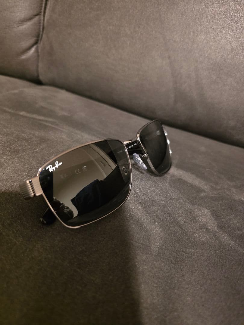 新品　Ray-Ban RB3750 ダークグレー 新品　サングラス
