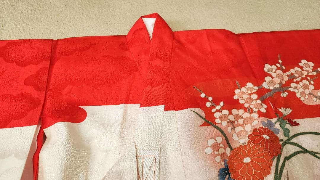 正絹　お宮参り(産着、初着、祝着)　七五三　子供着物 　女の子　柄衿襦袢付き