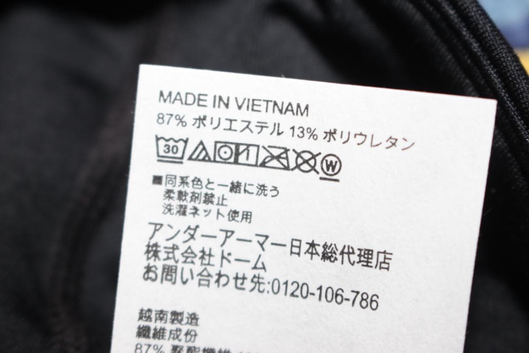 レディースM　黒　アンダーアーマー　秋冬コールドギアコンプレッションタイツ