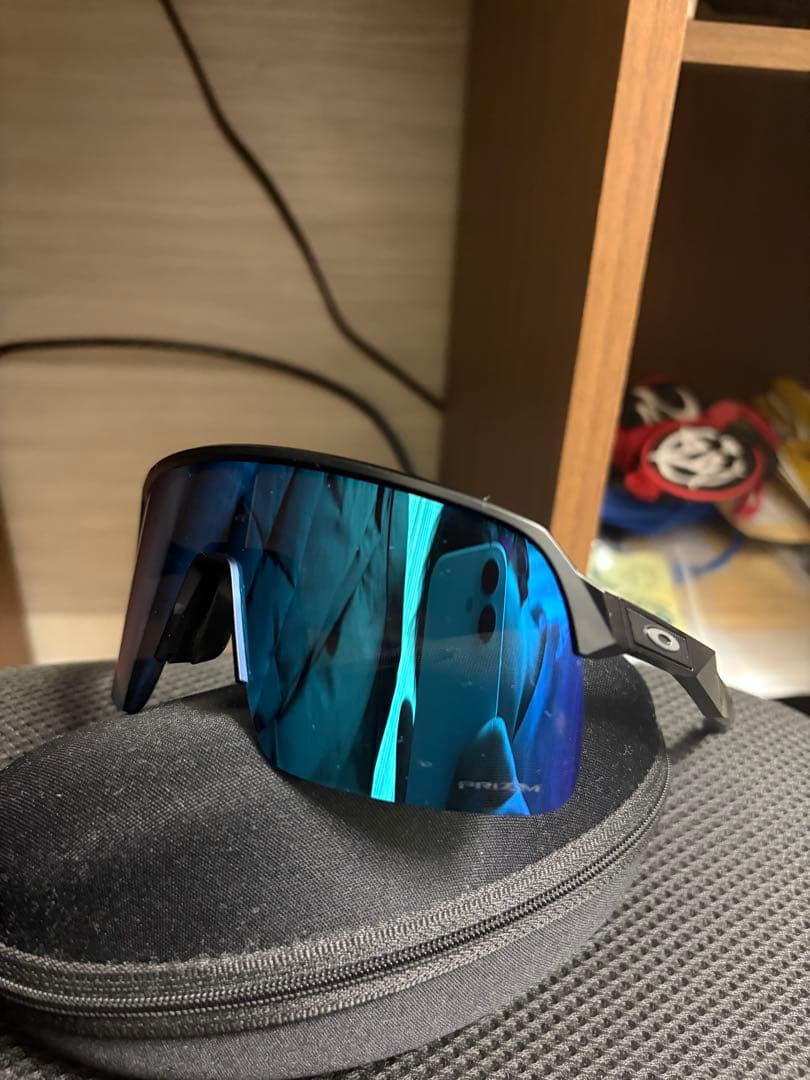 小物 OAKLEY Sutro Lite S
