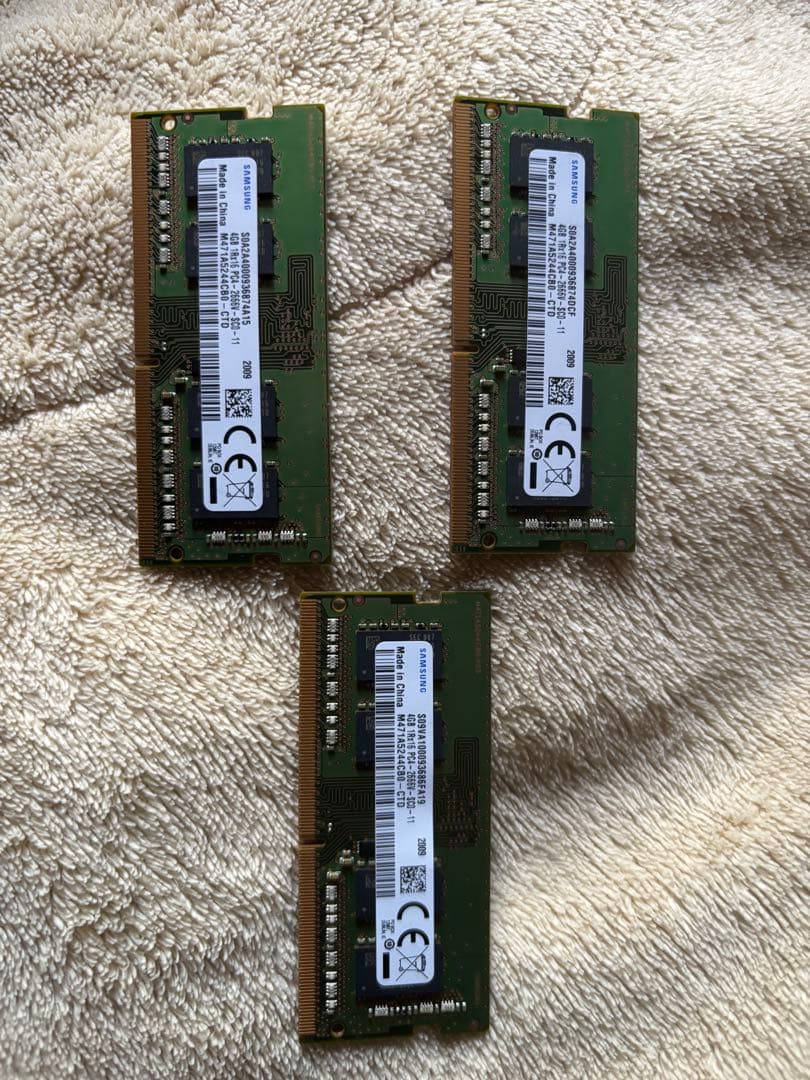 メモリ M471A5244CB0-CTD