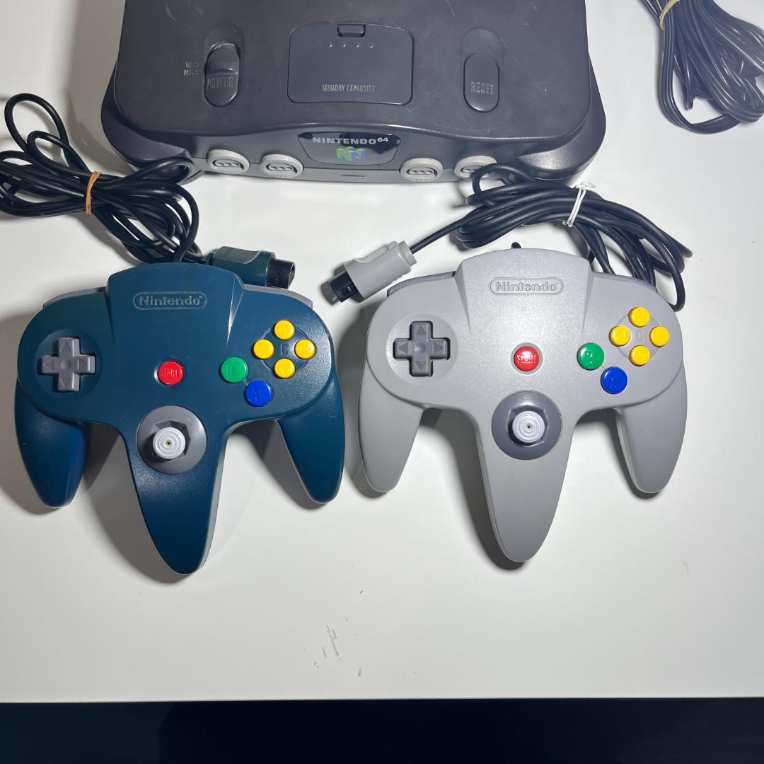 NINTENDO64本体／黒／動作確認済／コントローラ２本／ソフト４本セット