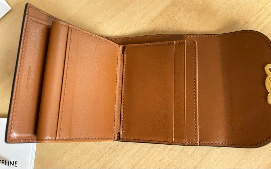 CELINE トリオンフ ブラウン 三つ折り財布