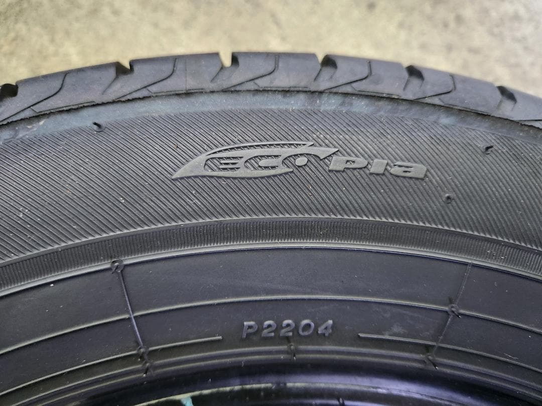 送料込☆2024年製 ブリヂストン タイヤ 175/70R14 日本製☆4本