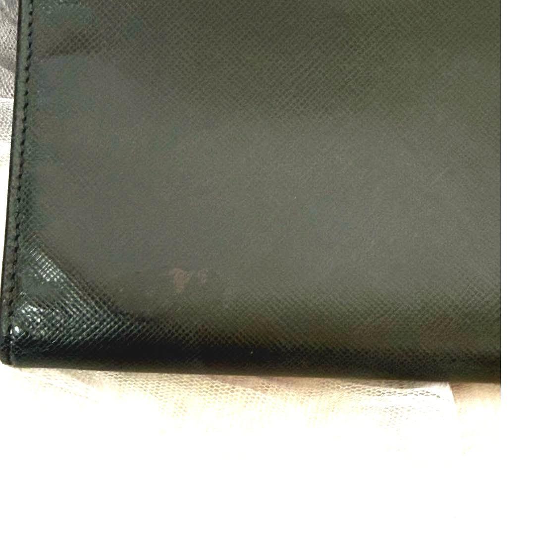 PRADA 三つ折り財布 ブラック サフィアーノ レザー三角ロゴ　黒