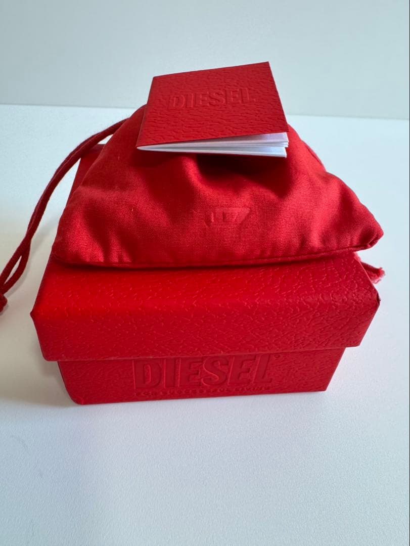 HANA JISOO 着用 DIESEL ディーゼル Dロゴ 4連 ネックレス