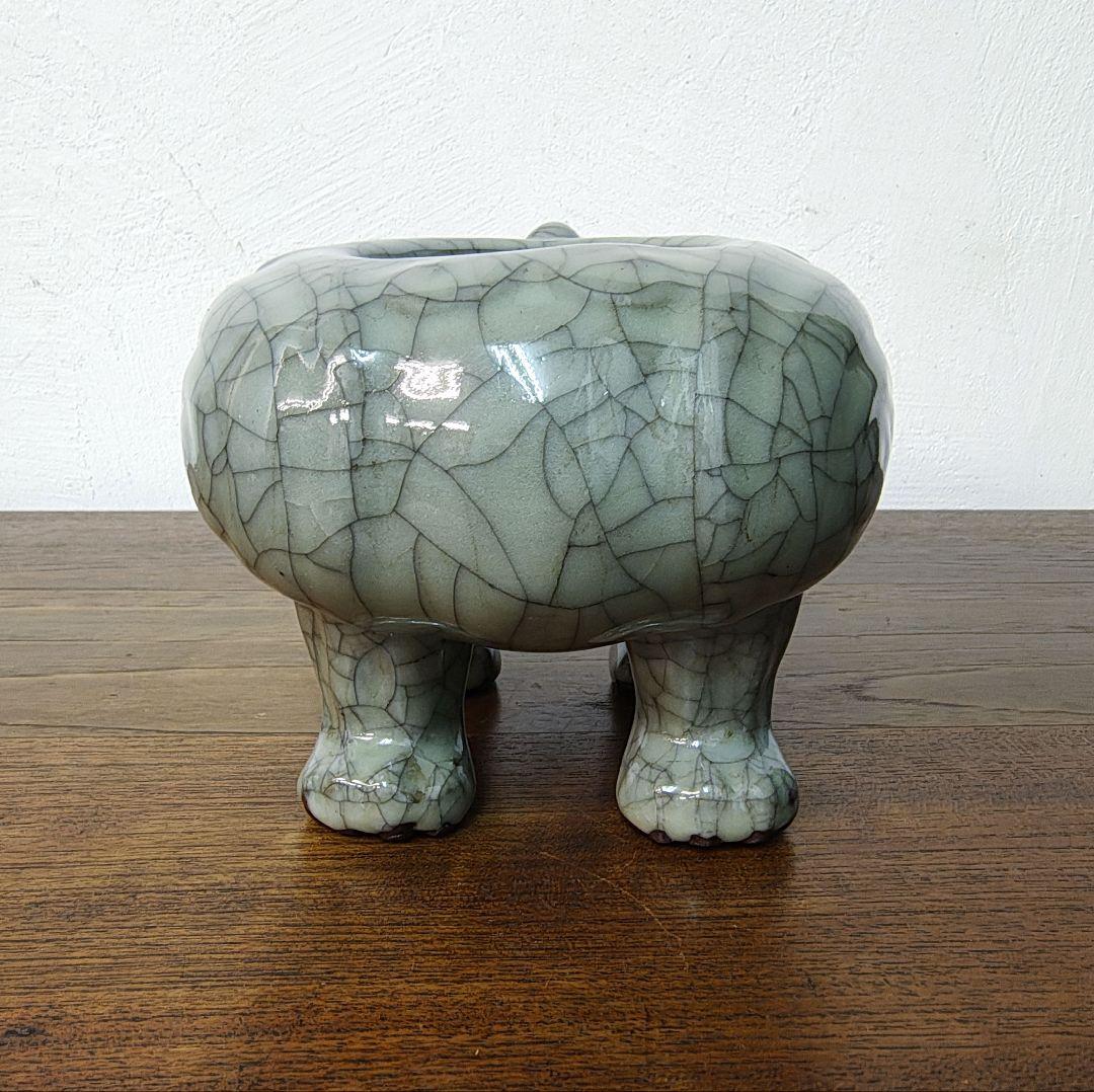 青磁　獅子　香炉