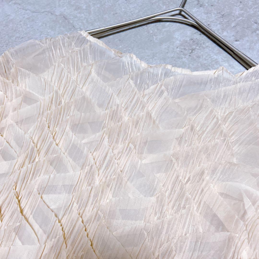 ISSEY MIYAKE WHITE LABEL 変形プリーツ　トップス